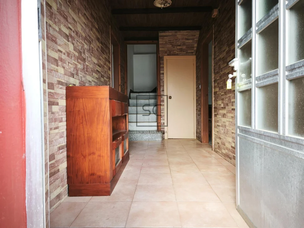 Casa con finca y garaje en cerdido