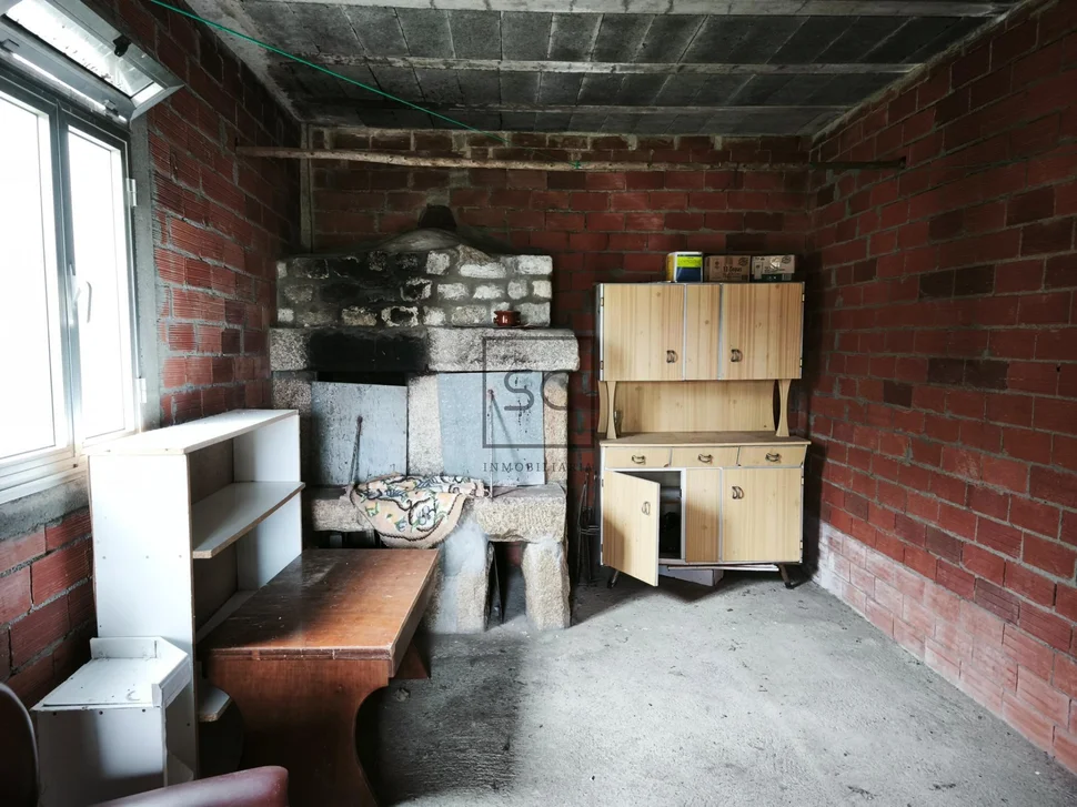 Casa con finca y garaje en cerdido