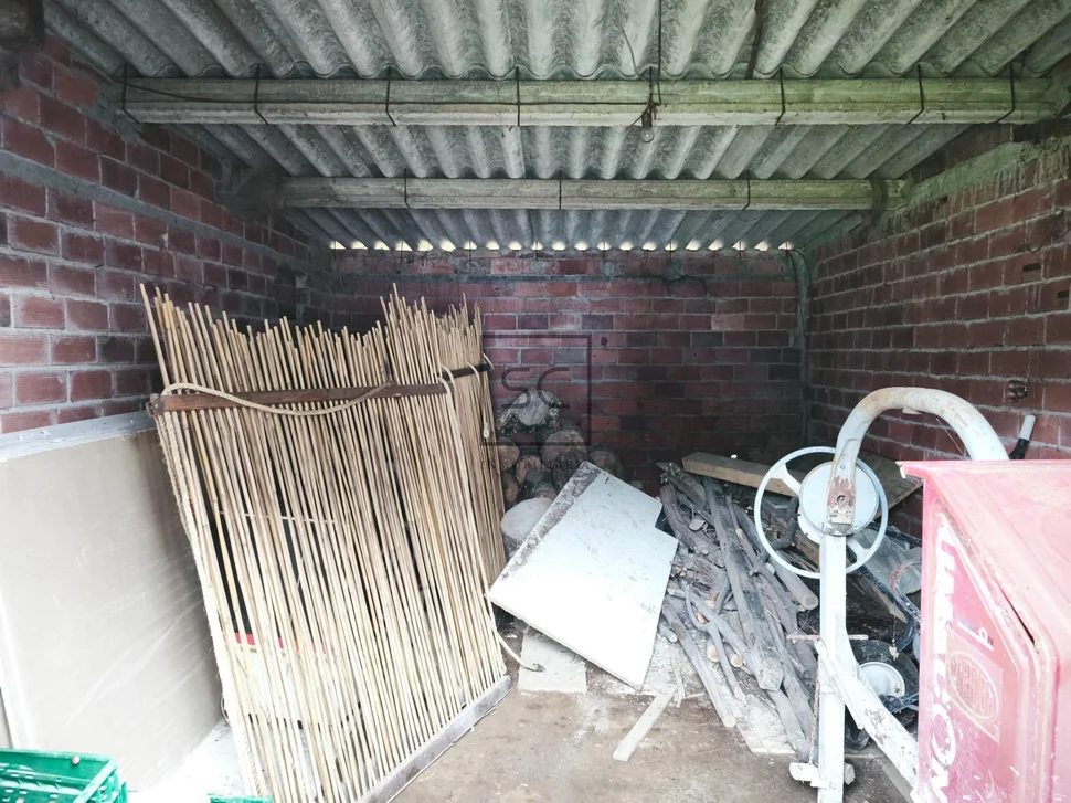 Casa con finca y garaje en cerdido