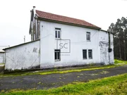 Casa con finca y garaje en cerdido