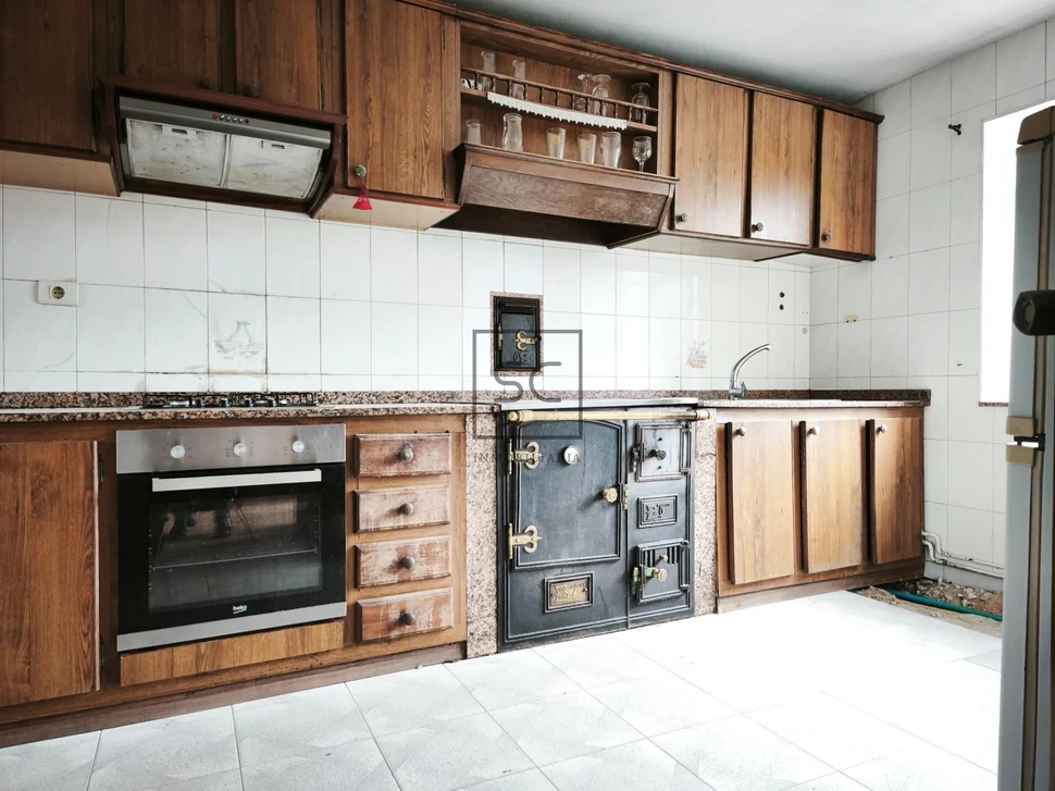 Casa con finca y garaje en cerdido