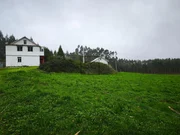 Casa con finca y garaje en cerdido
