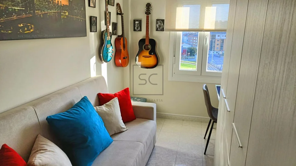 Luminoso piso en a gándara, narón