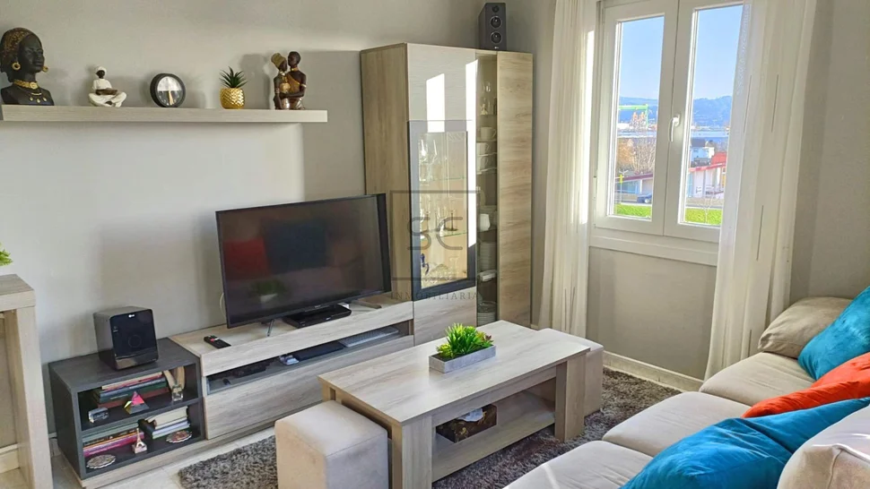 Luminoso piso en a gándara, narón