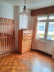 Amplio piso más local comercial en fene