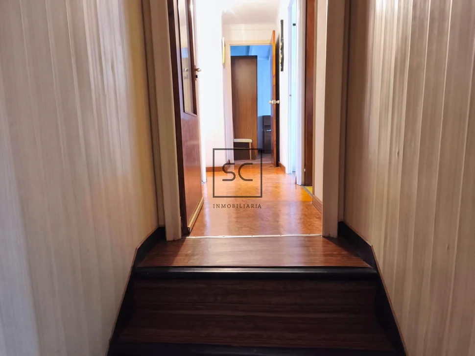 Adosado de dos plantas, patio, bodega y finca en maniños-fene