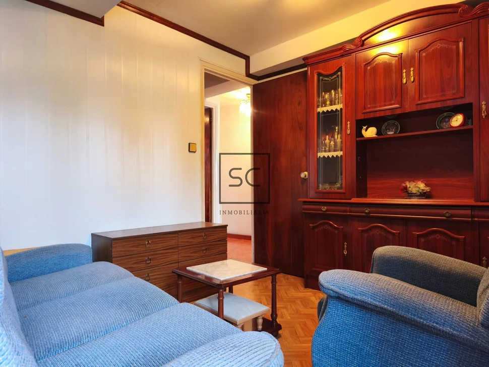 Adosado de dos plantas, patio, bodega y finca en maniños-fene