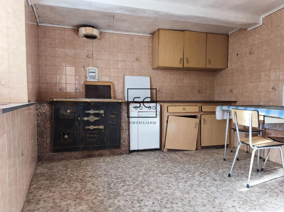 Casa para reformar con vistas a la ría pontedeume