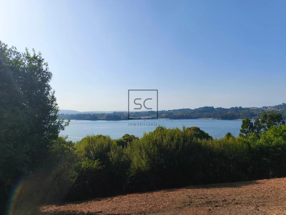 Casa para reformar con vistas a la ría pontedeume