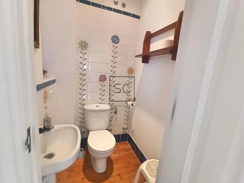 Segundo piso sin ascensor en el centro de ferrol