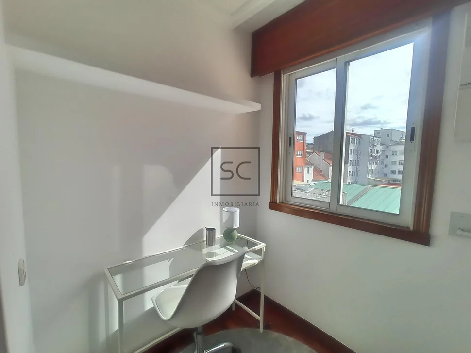 Apartamento amueblado con ascensor en ferrol