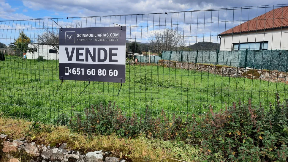 Terreno urbano para residencial en esmelle