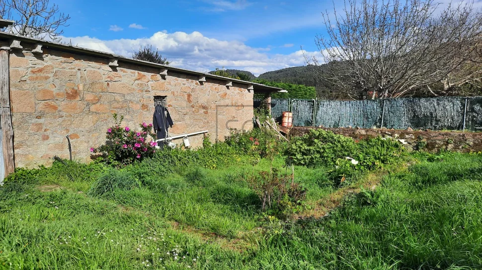 Terreno urbano para residencial en esmelle