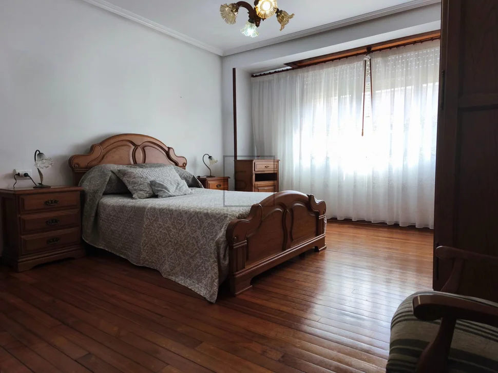 Segundo piso sin ascensor en sta cecilia-narón