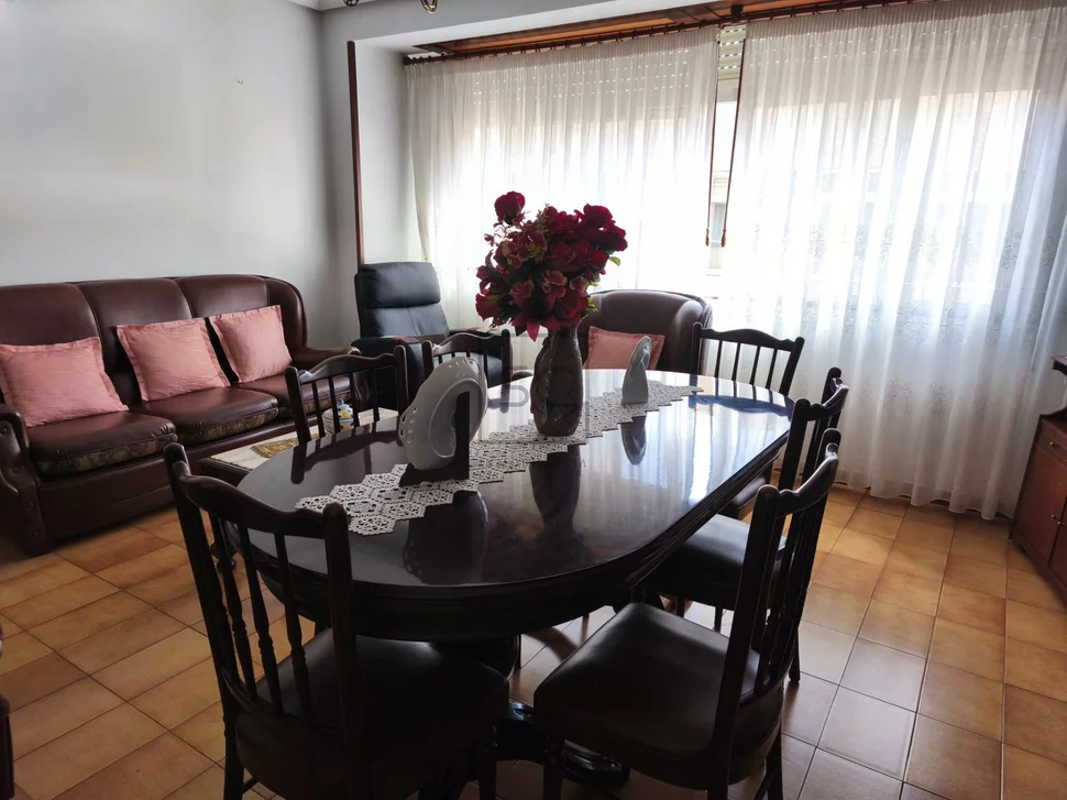 Segundo piso sin ascensor en sta cecilia-narón