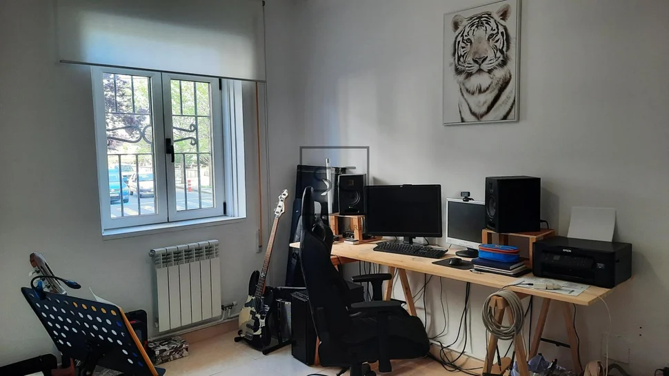 Amplio piso en plaza de españa