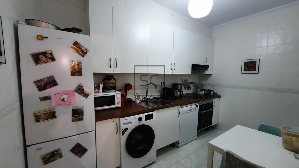 Amplio piso en plaza de españa