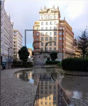 Amplio piso en plaza de españa