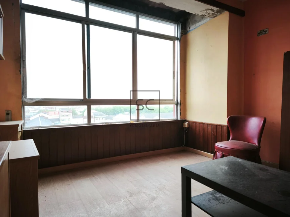 Apartamento para reformar en catabois – ferrol