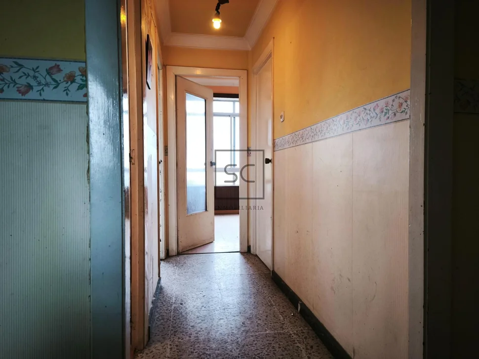 Apartamento para reformar en catabois – ferrol