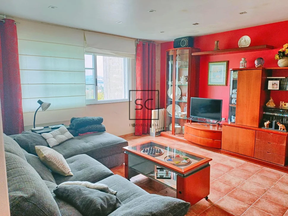 Casa con 2 viviendas independientes en a mourela, neda