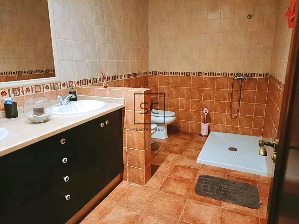 Casa con 2 viviendas independientes en a mourela, neda