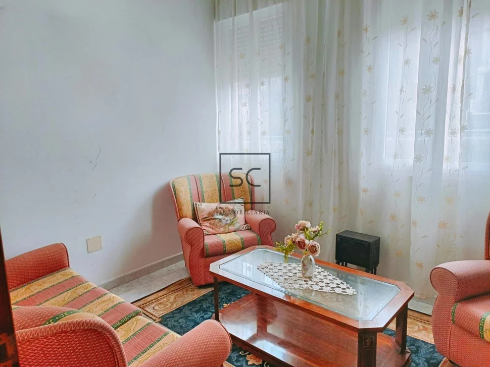 Casa con 2 viviendas independientes en a mourela, neda