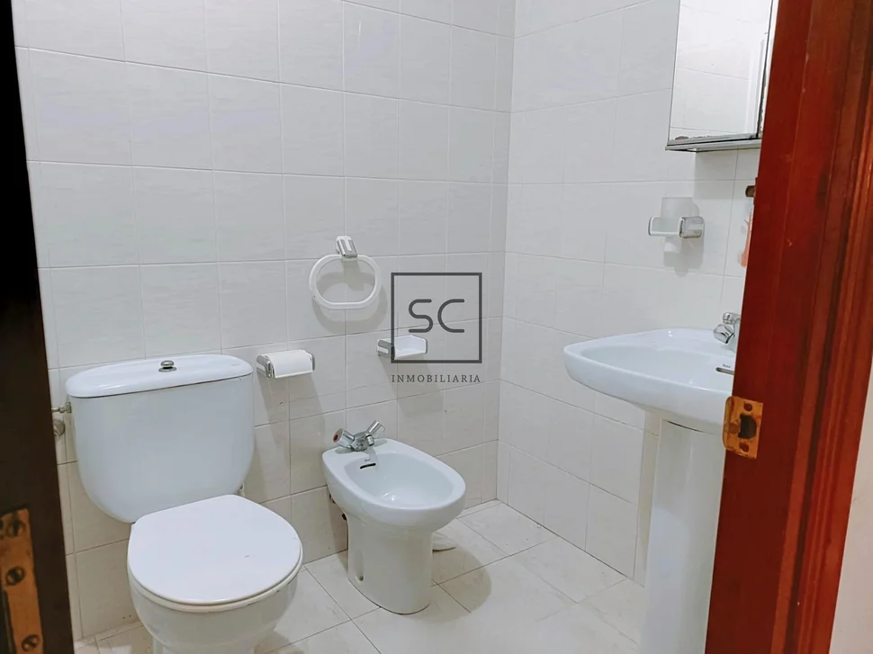 Casa con 2 viviendas independientes en a mourela, neda