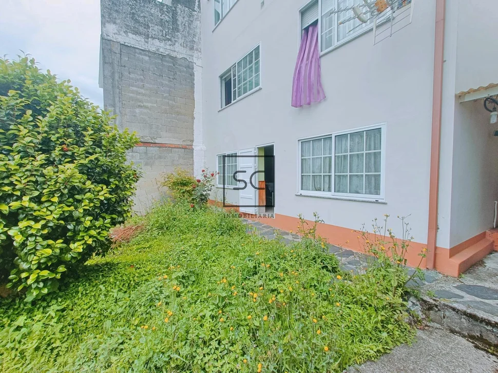 Casa con 2 viviendas independientes en a mourela, neda