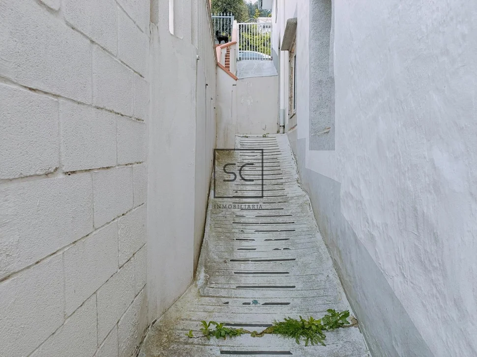 Casa con 2 viviendas independientes en a mourela, neda