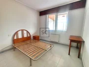 Luminoso piso con terraza y balcón en ferrol