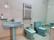 Luminoso piso con terraza y balcón en ferrol