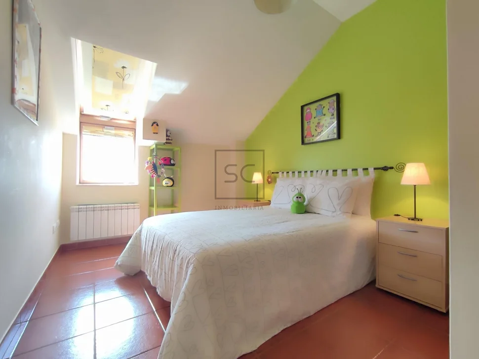 Céntrico piso con vistas al mar en mugardos