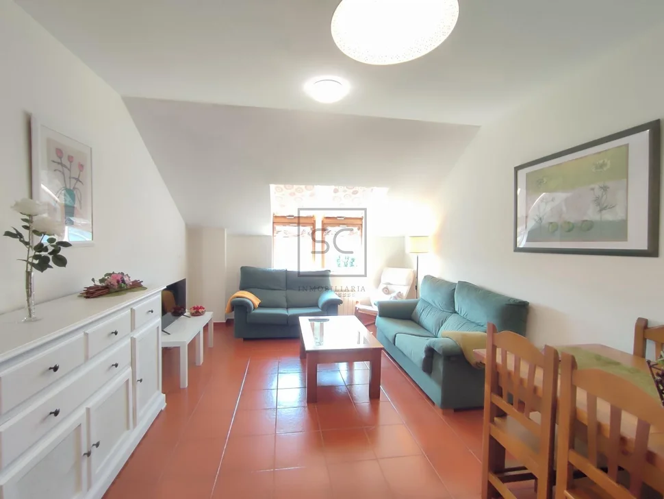 Céntrico piso con vistas al mar en mugardos