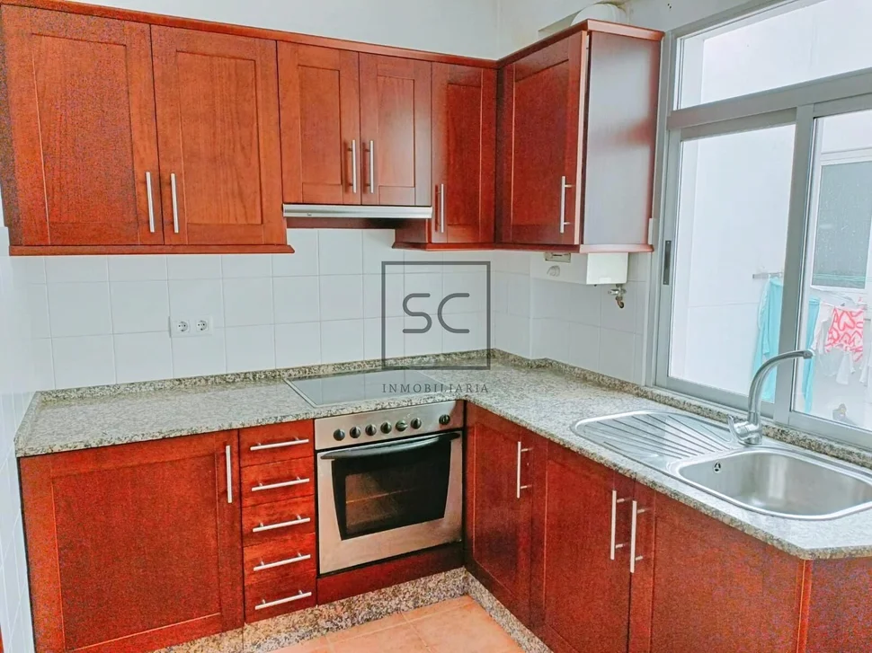 Luminoso piso en piñeiros, narón