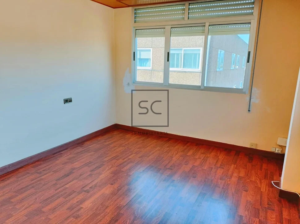 Luminoso piso en piñeiros, narón