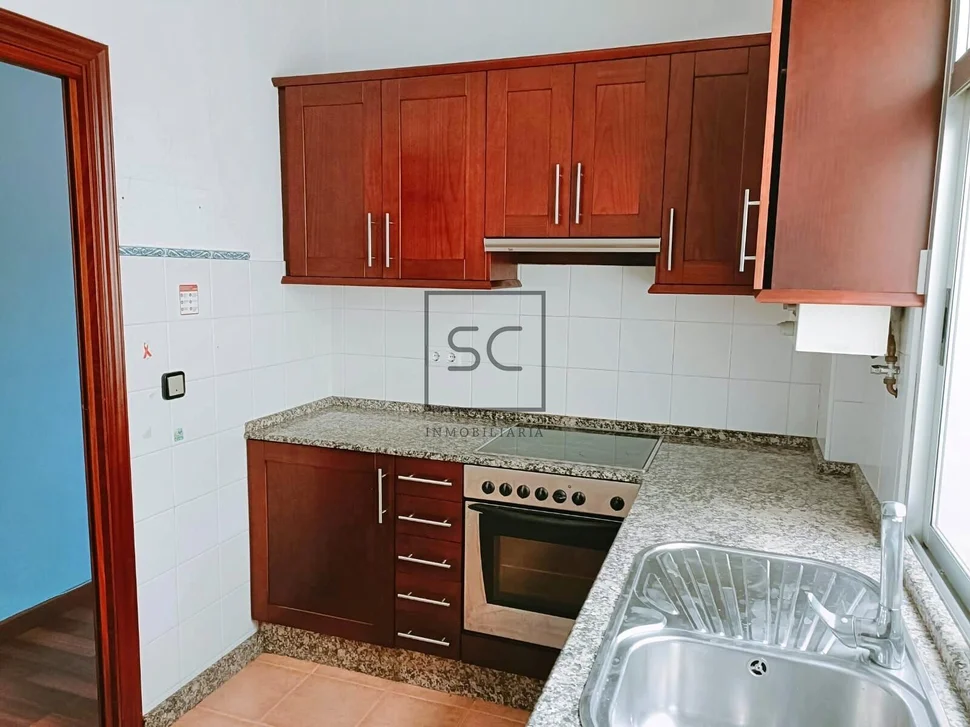 Luminoso piso en piñeiros, narón