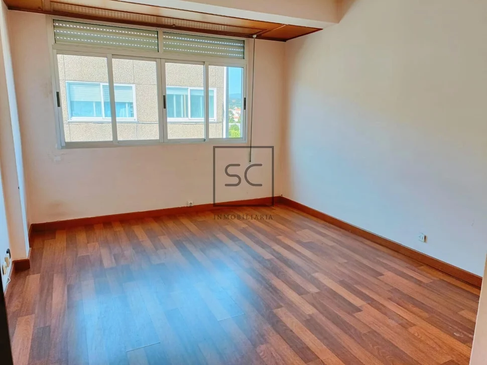 Luminoso piso en piñeiros, narón