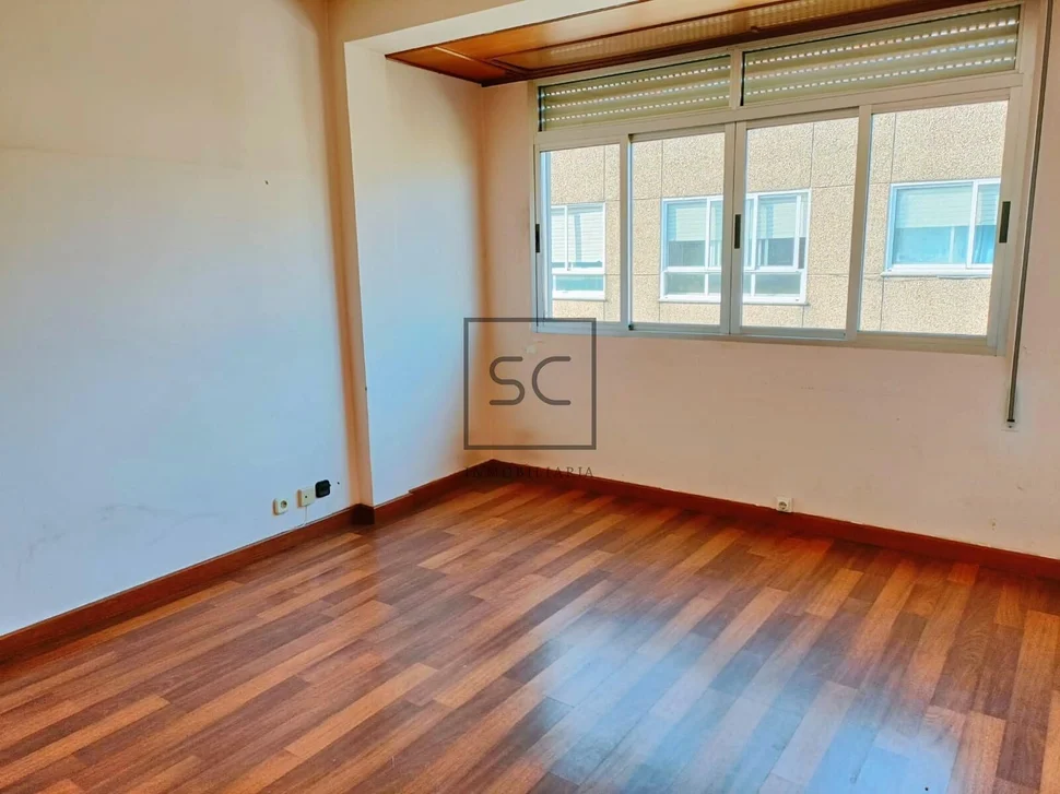 Luminoso piso en piñeiros, narón