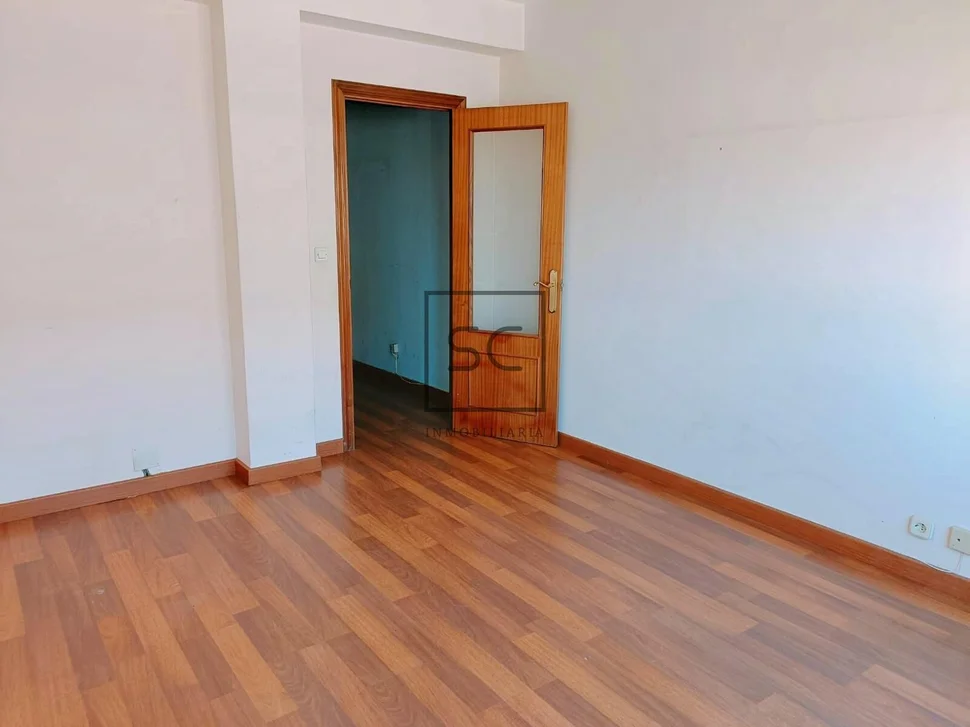 Luminoso piso en piñeiros, narón