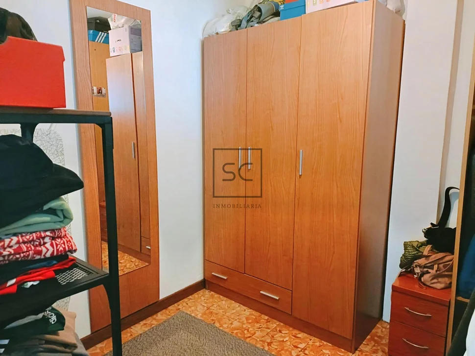 Piso con terraza y bodega en santa cecilia, narón