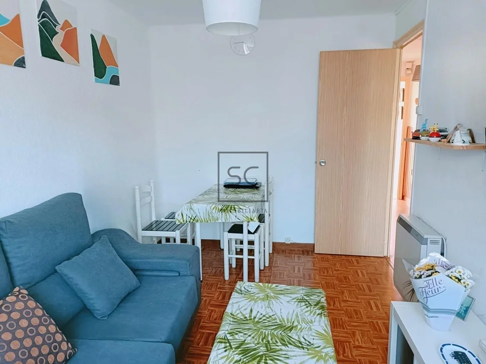 Piso con terraza y bodega en santa cecilia, narón