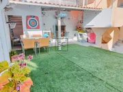 Piso con terraza y bodega en santa cecilia, narón