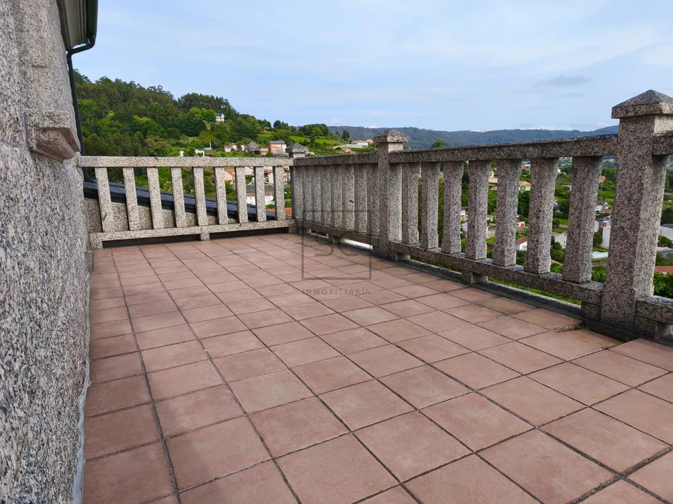 Chalet con piscina en cabañas