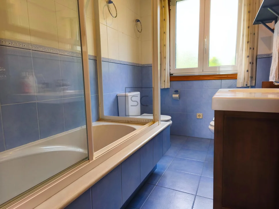 Chalet con piscina en cabañas