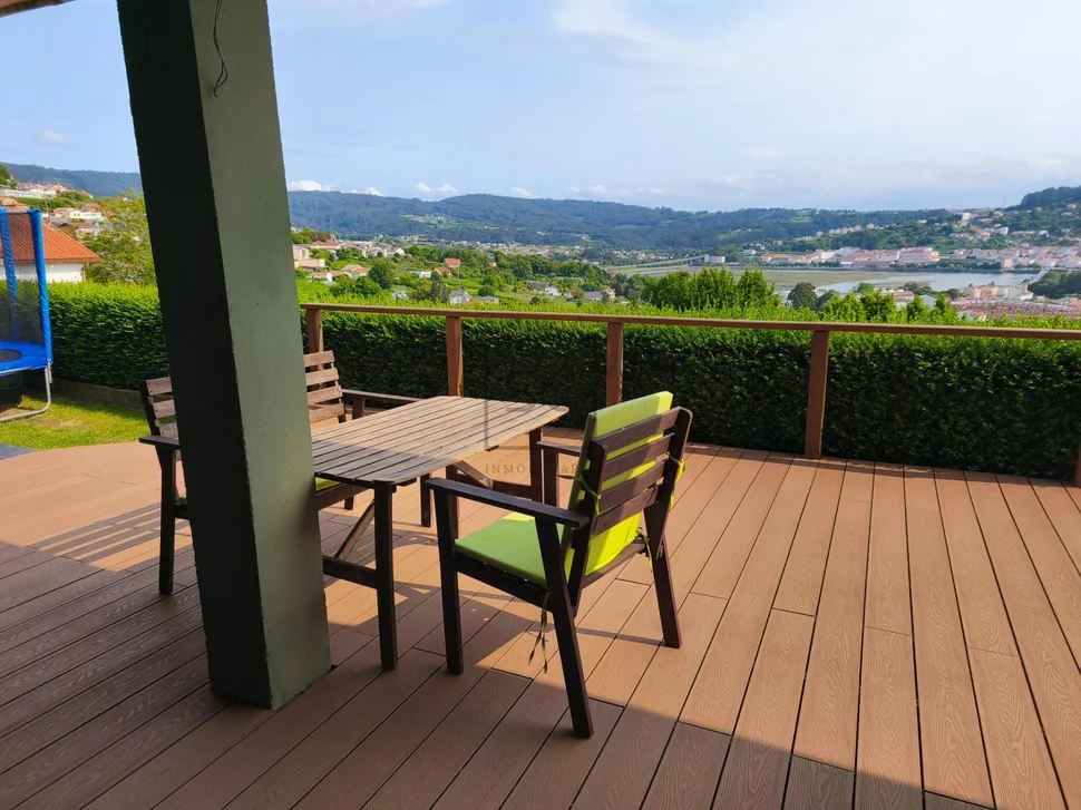 Chalet con piscina en cabañas