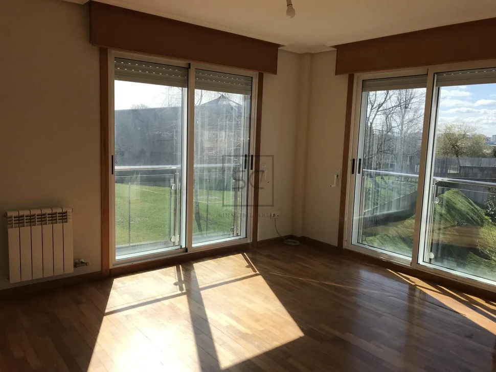 Luminoso piso en el alto del castaño narón