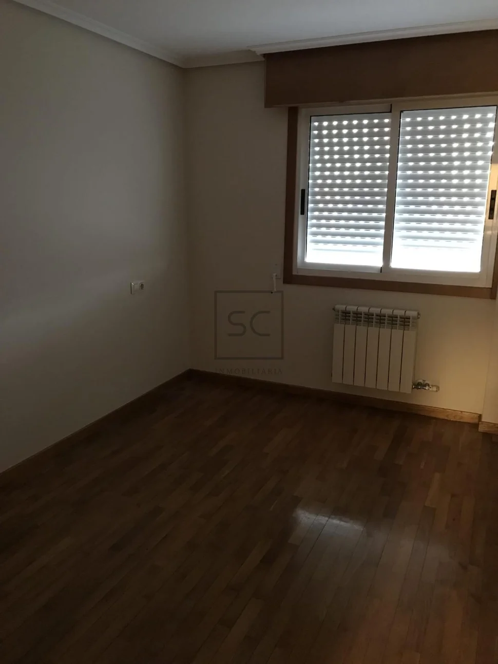 Luminoso piso en el alto del castaño narón