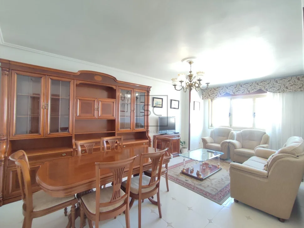 Piso de gran volumen en catabois ferrol