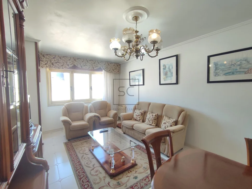 Piso de gran volumen en catabois ferrol